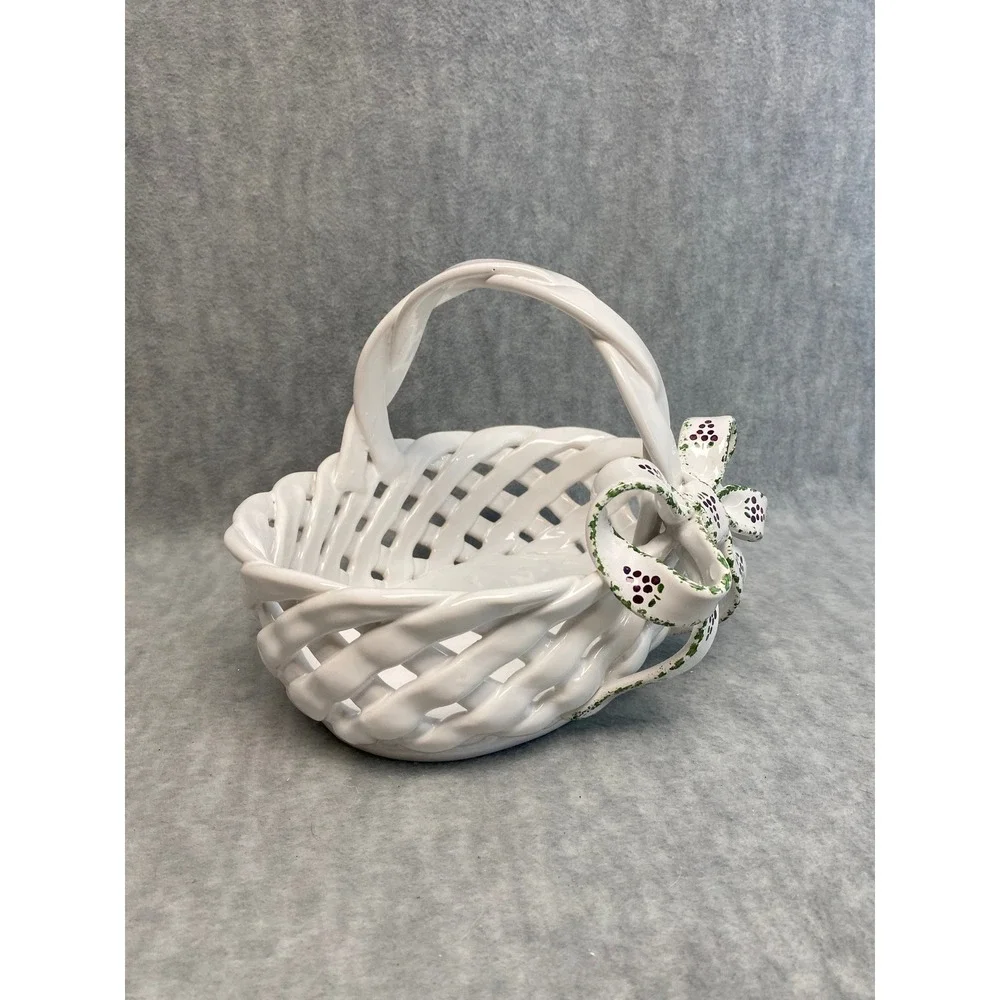 Berardos Vintage White Portugal Ceramic Lattice‎ Basket Bowl Grape Bow Accent